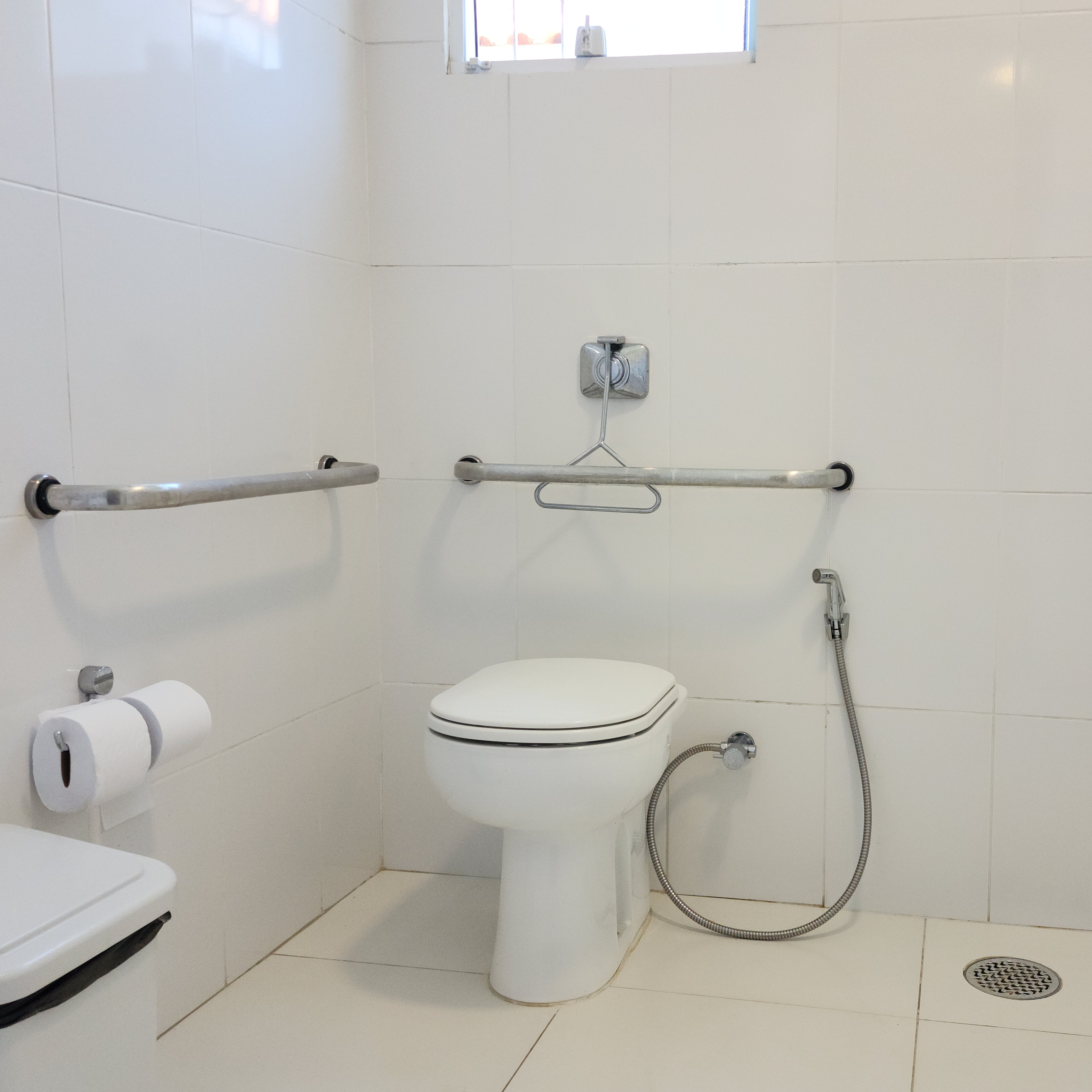 Plus PCD - Banheiro 1